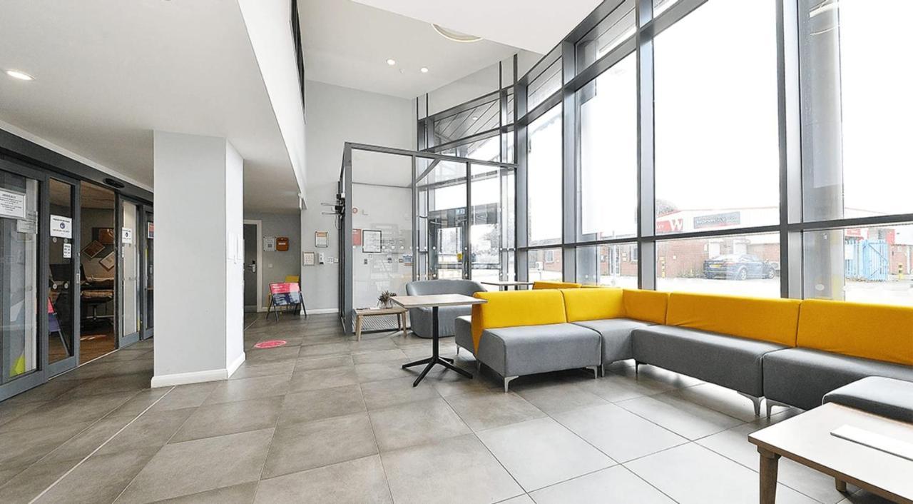 Hfs The Mill House Edinburgh EDI Exterior foto